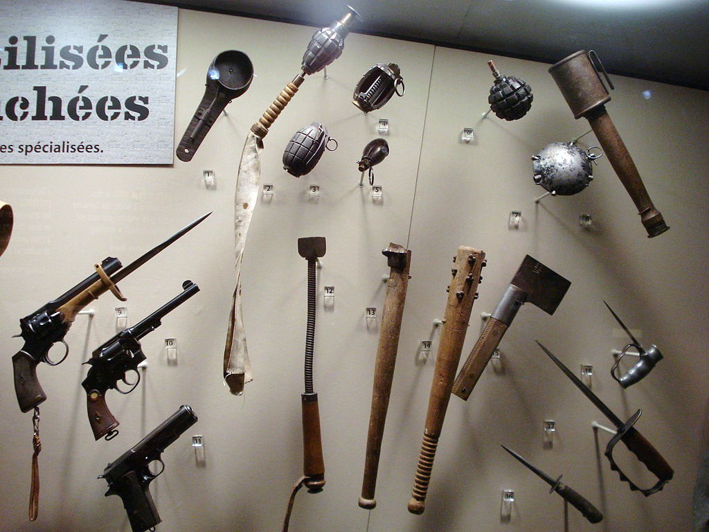 trench-weapons-used-by-british-and-canadian-soldiers-in-wwi-on-display-at-the-canadian-war-museum-in-ottawa.jpg